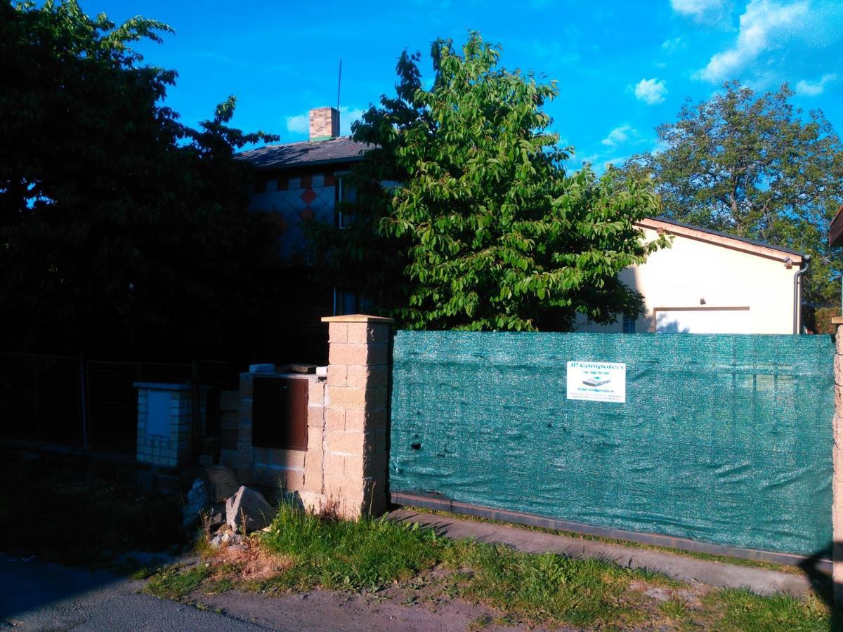 Old Summer House With Renovated Bathroom Prag Exterior foto